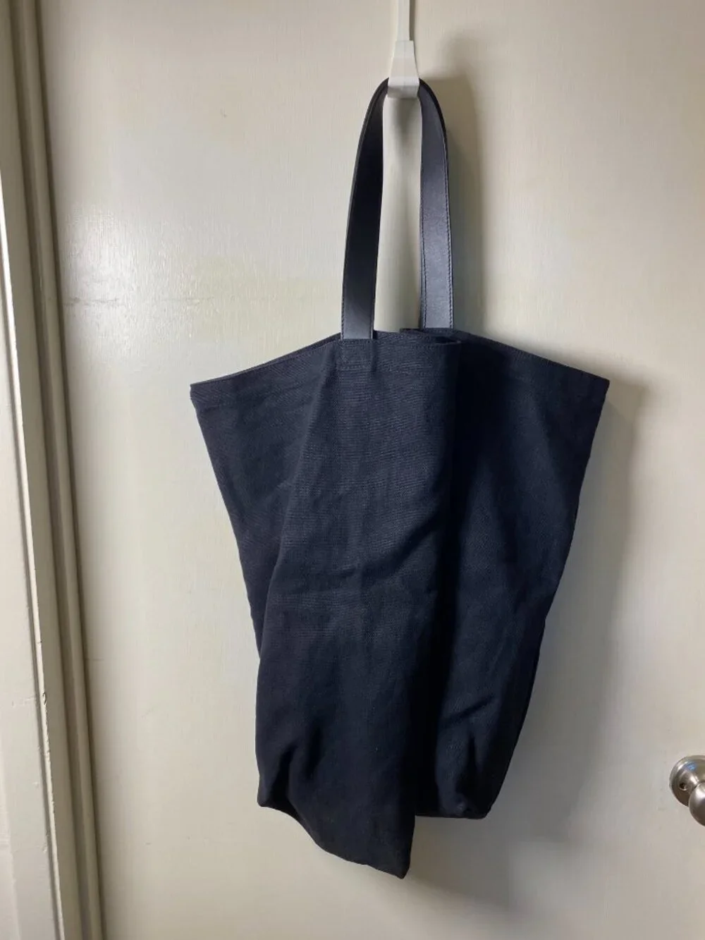 Vince Kendall Conrad Tote Bag Black Canvas Leather Handles NWT